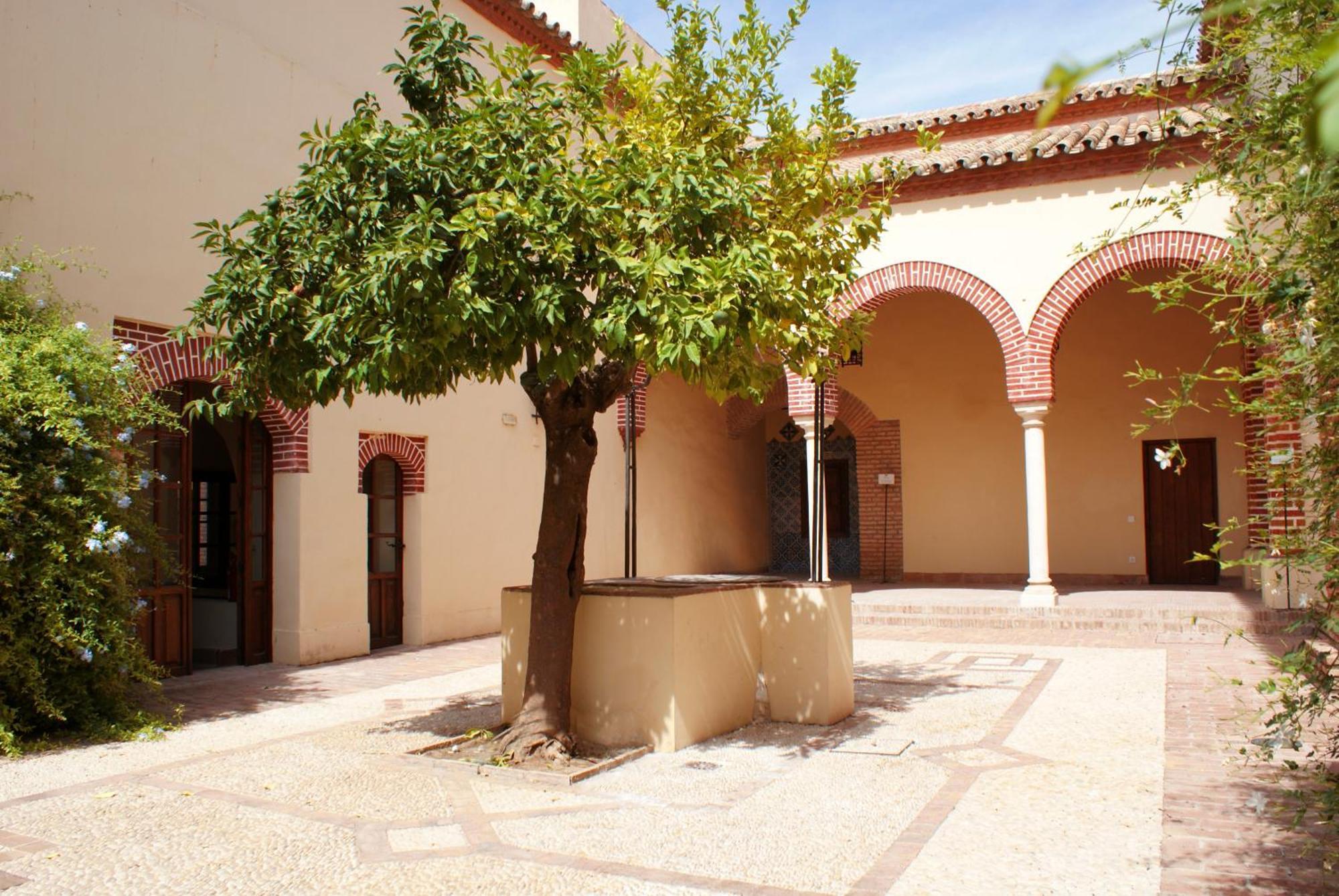 Hospederia Convento De Santa Clara Hotel Palma del Río Buitenkant foto