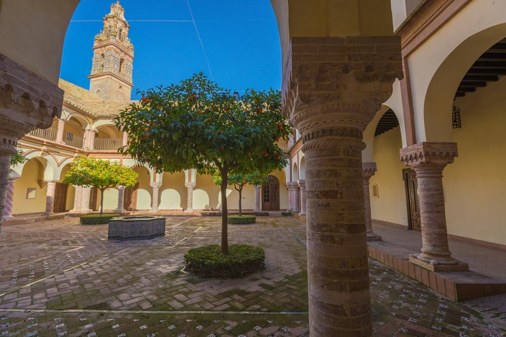 Hospederia Convento De Santa Clara Hotel Palma del Río Buitenkant foto