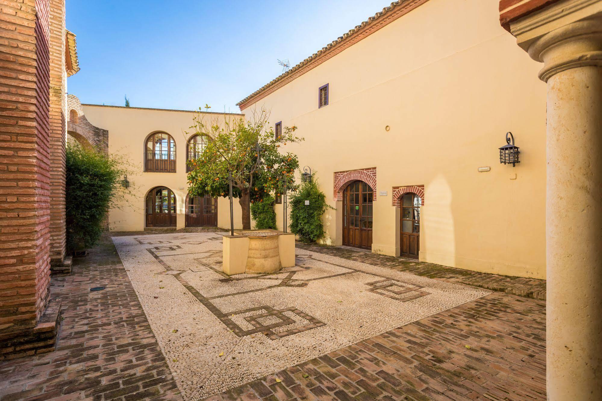 Hospederia Convento De Santa Clara Hotel Palma del Río Buitenkant foto