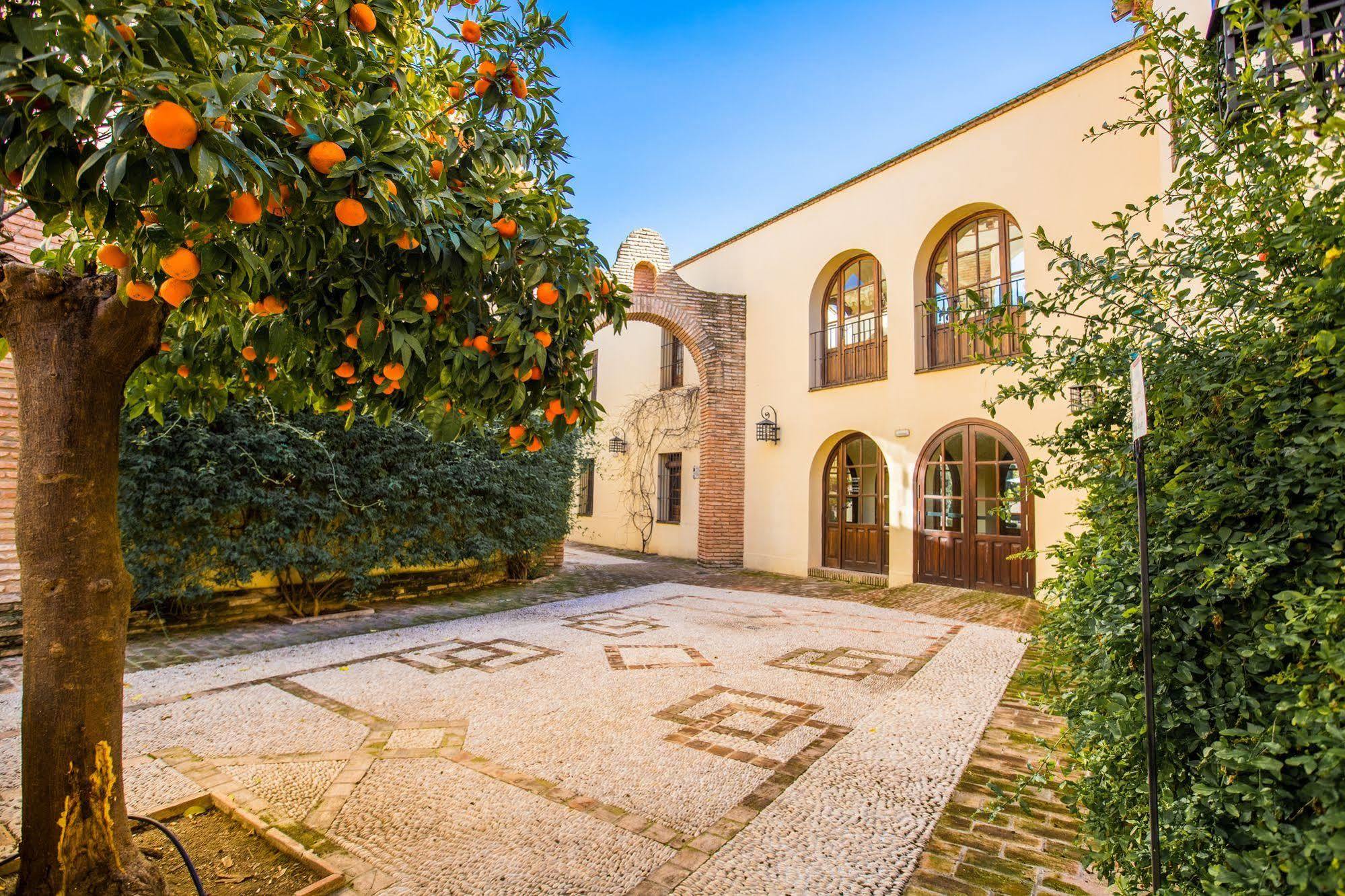 Hospederia Convento De Santa Clara Hotel Palma del Río Buitenkant foto